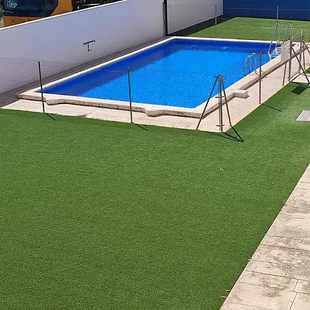Nina's Blue Pool & Appartamento *
