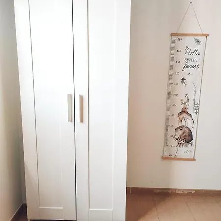 Nina's Blue Pool & * Дельтебре