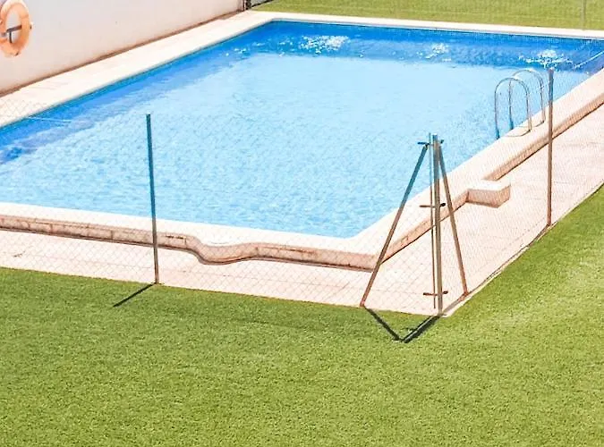 Nina's Blue Pool & Daire *